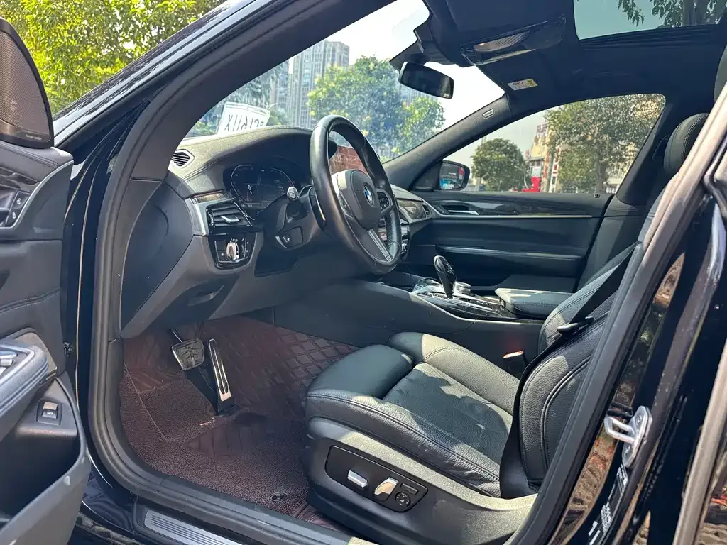 BMW 6 Series GT 2024 из CN, фото 7