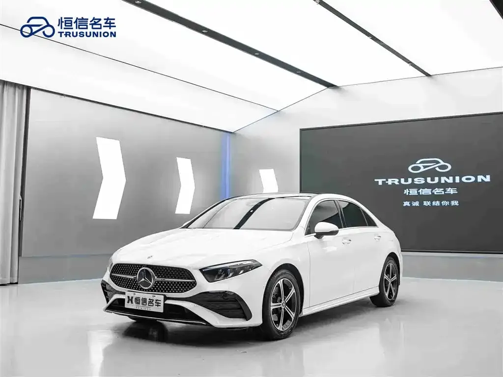 Mercedes-Benz A-Class — фото 10