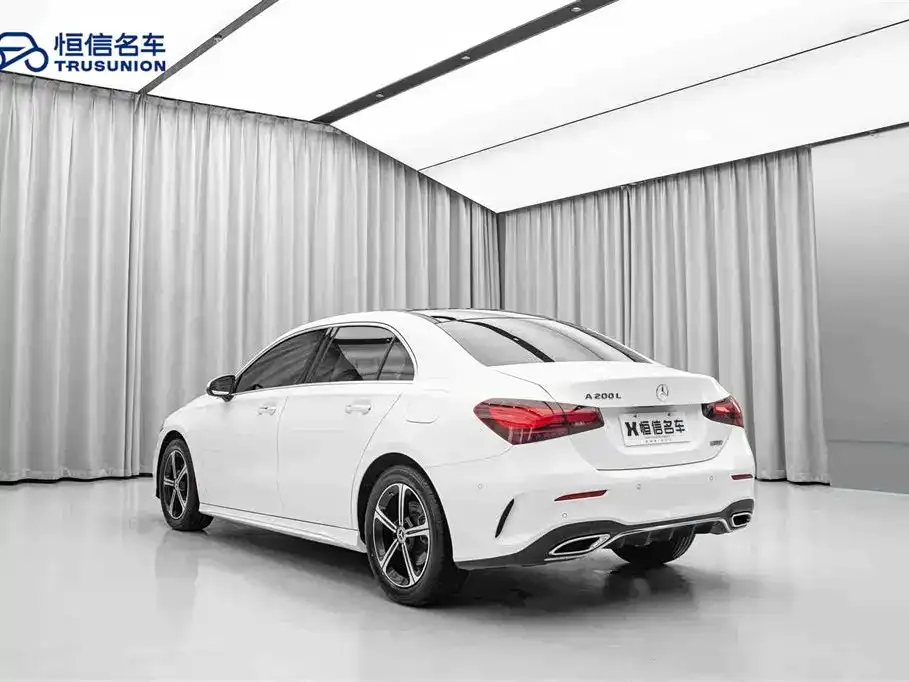Mercedes-Benz A-Class — фото 6