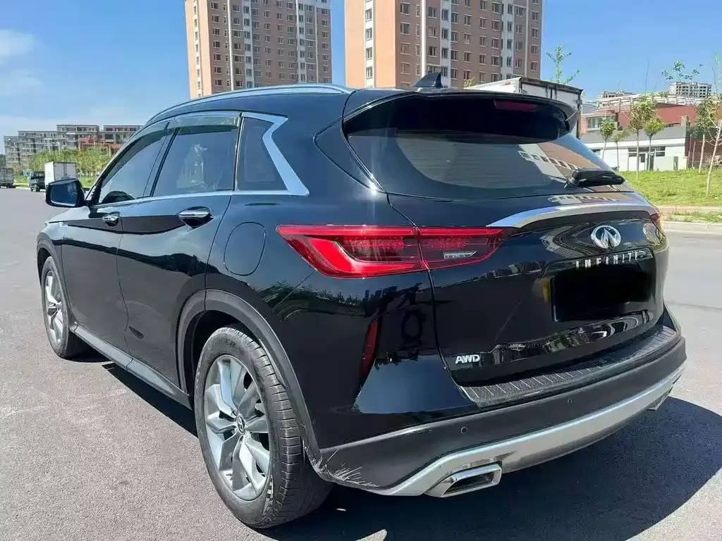 Infiniti QX50 2021 из CN, фото 2