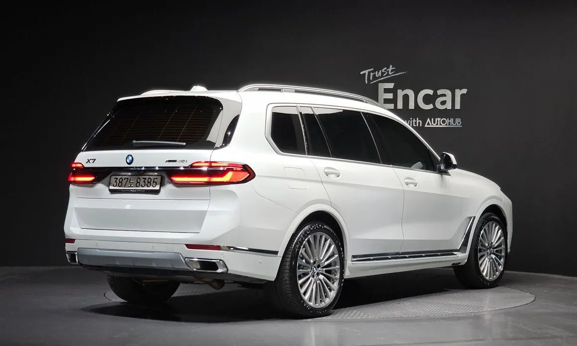 BMW X7 — фото 2