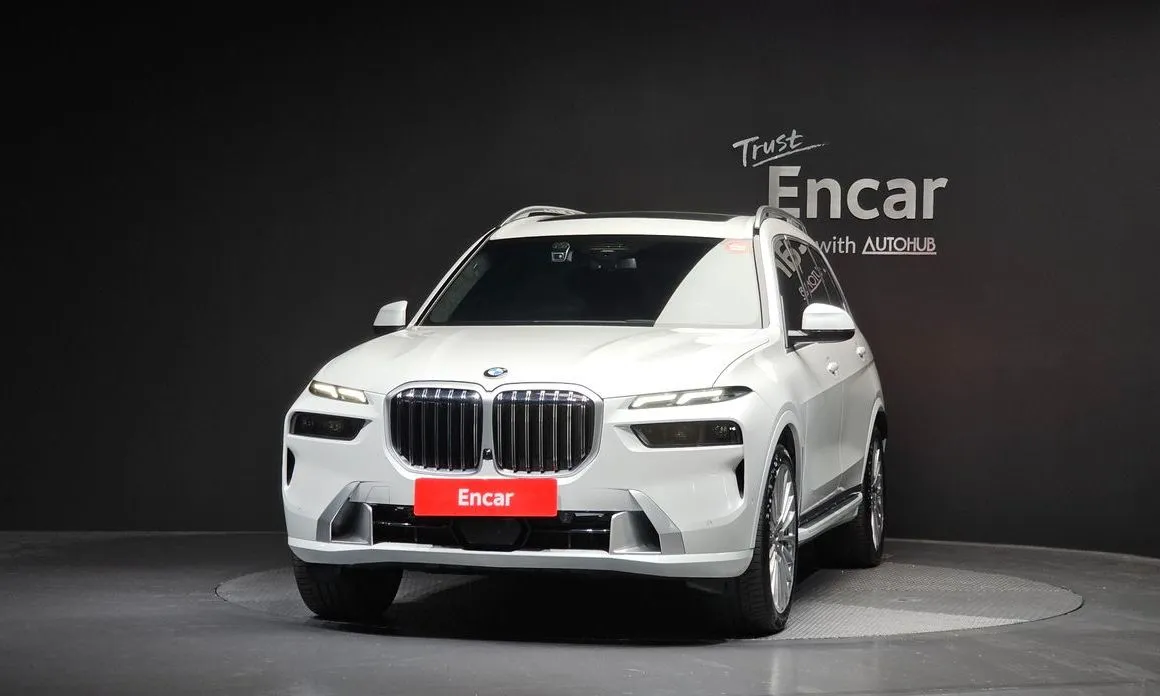 BMW X7 — фото 3