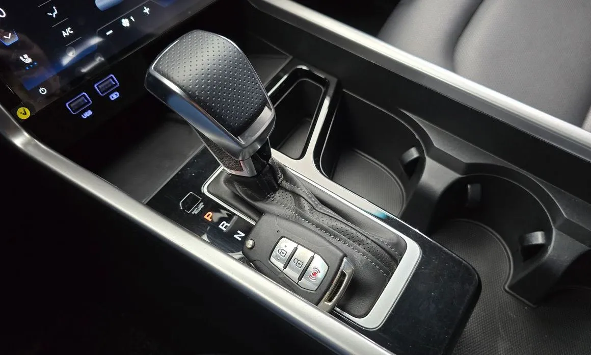 KG Mobility (Ssangyong) Torres 2023 из KR, фото 6