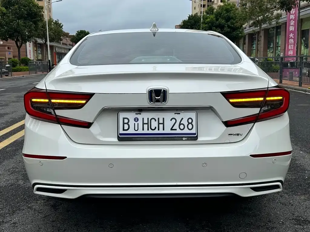 Honda Accord — фото 2