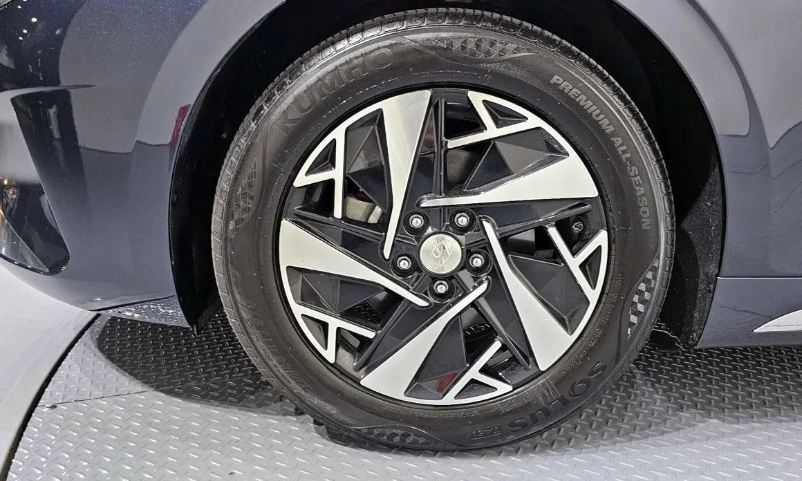 Hyundai Grandeur 2021 из KR, фото 9