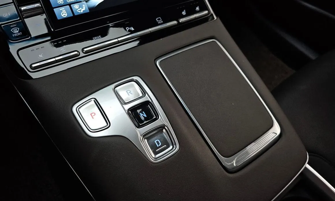Hyundai Grandeur 2021 из KR, фото 3