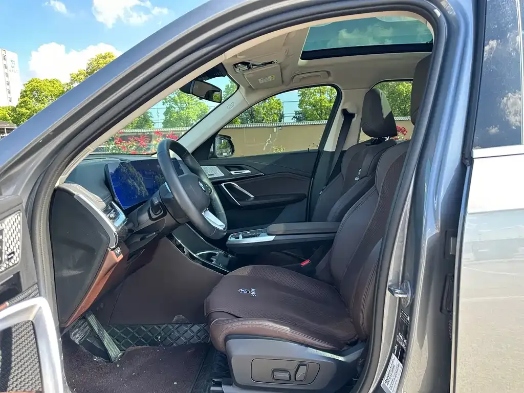 BMW X1 2023 из CN, фото 8