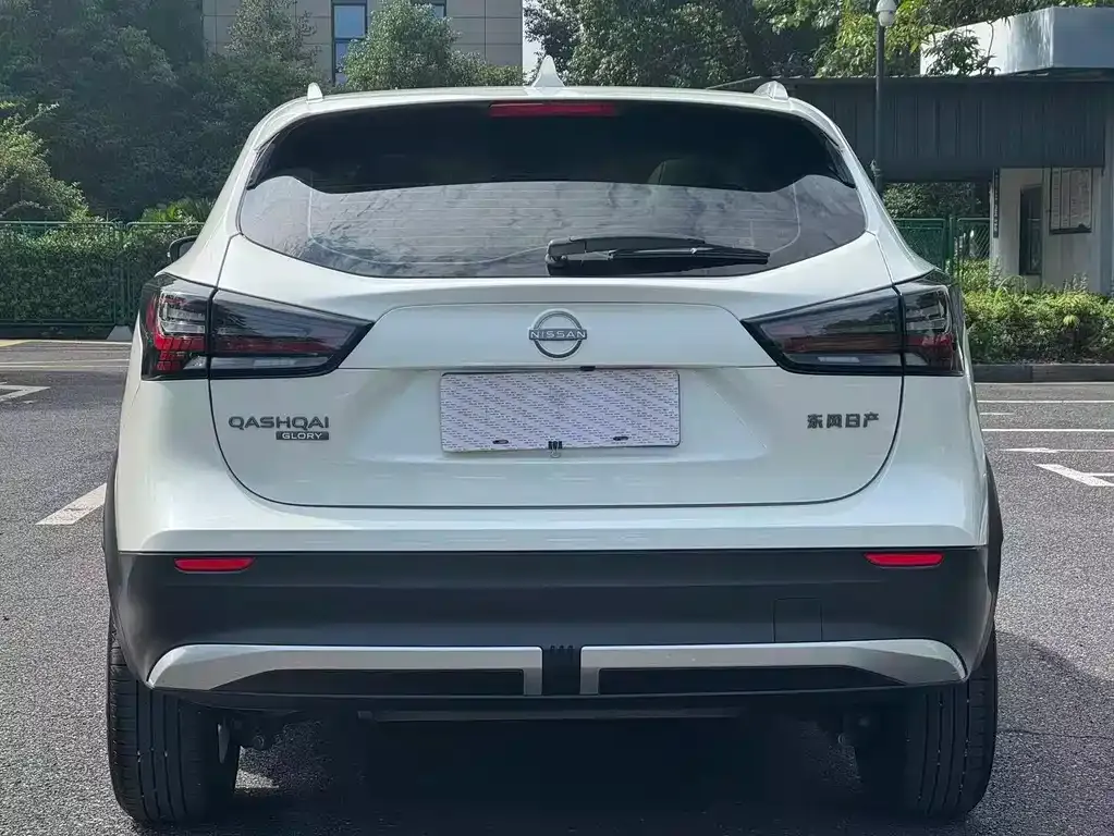 Nissan Qashqai — фото 5