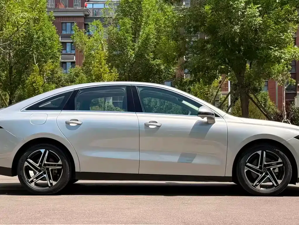 Roewe D7 2023 из CN, фото 10
