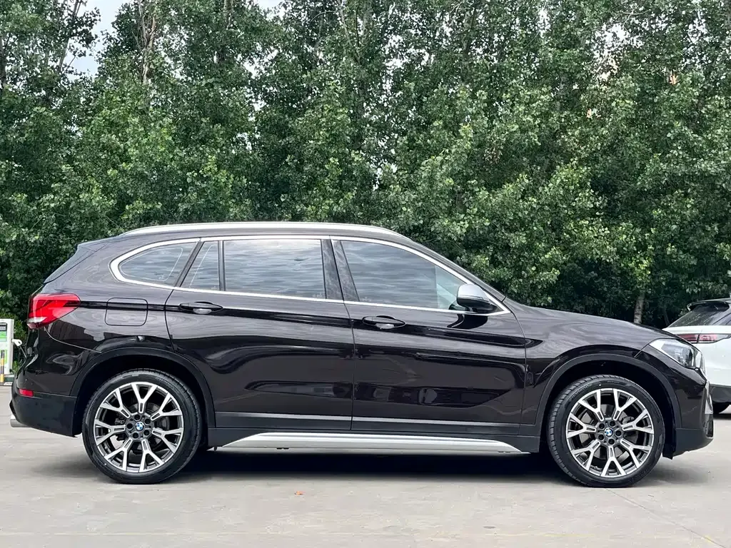 BMW X1 2021 из CN, фото 3