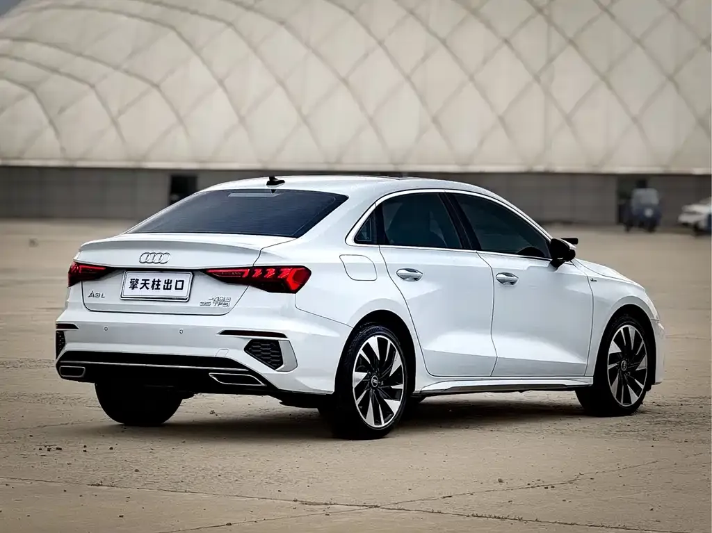 Audi A3 — фото 7