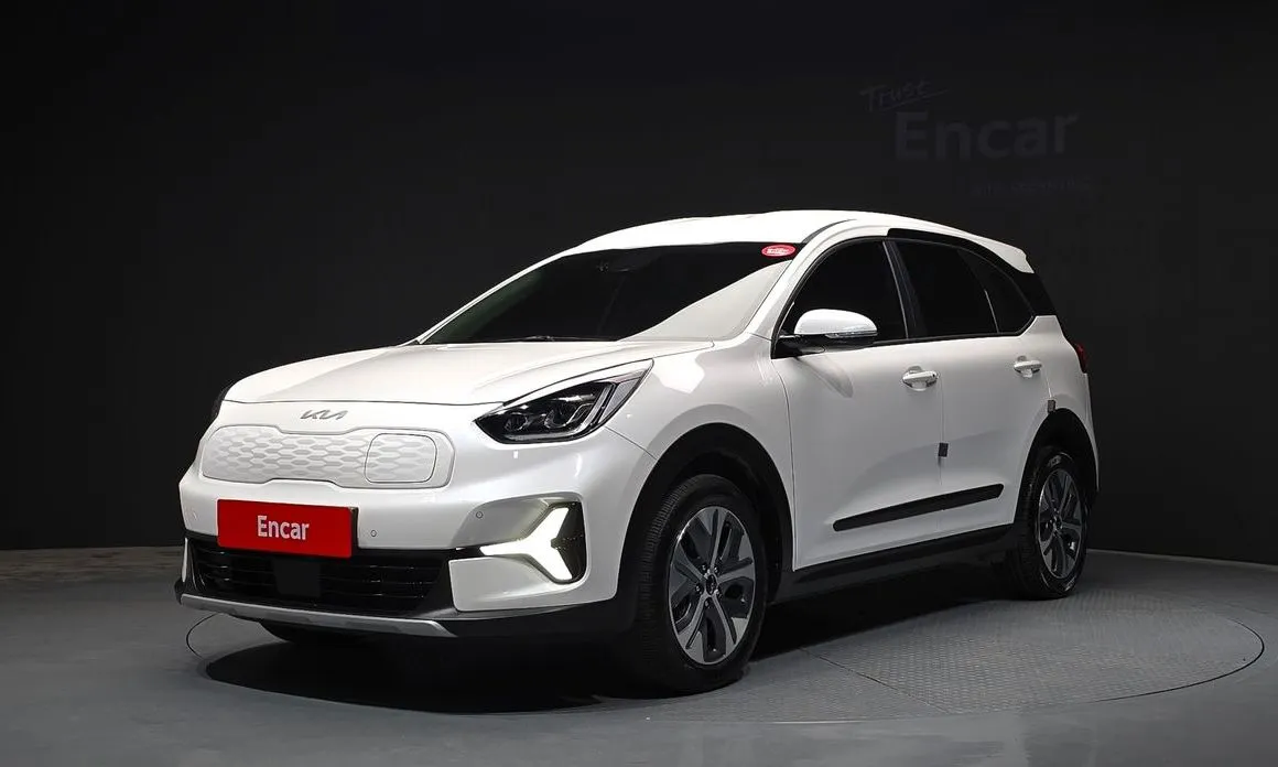 Kia Niro — фото 1