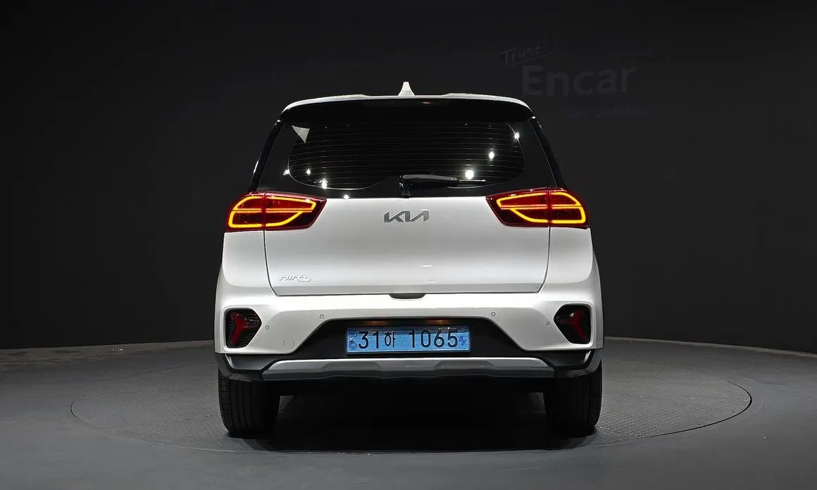 Kia Niro — фото 5