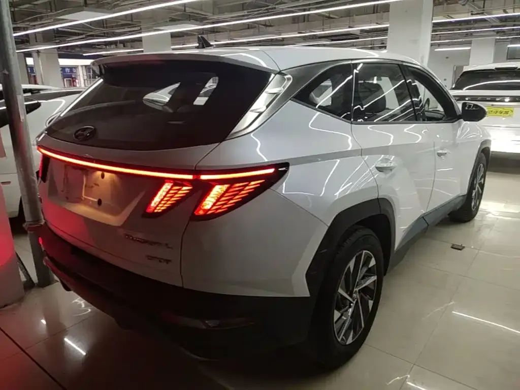 Hyundai Tucson — фото 7