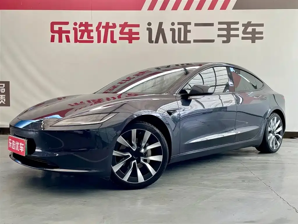 Tesla Model 3 — фото 7