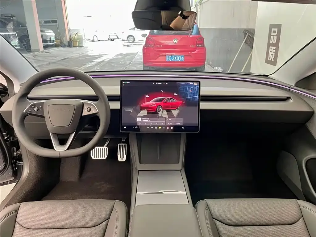 Tesla Model 3 — фото 9