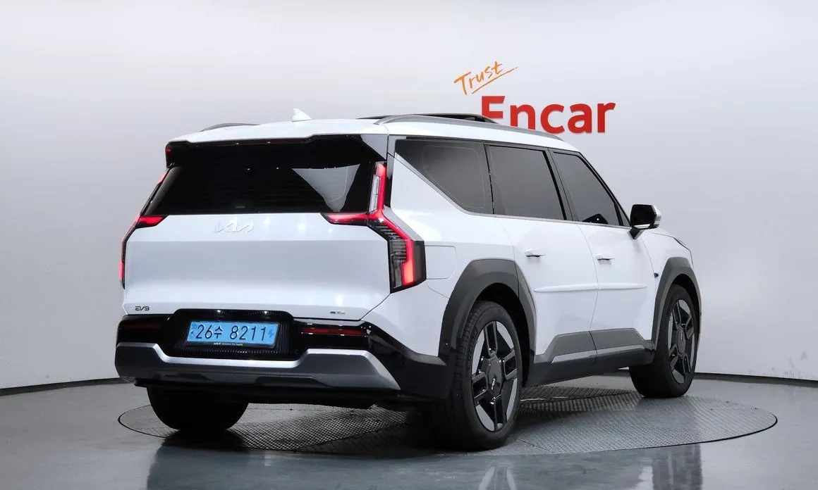 Kia EV9 2024 из KR, фото 8