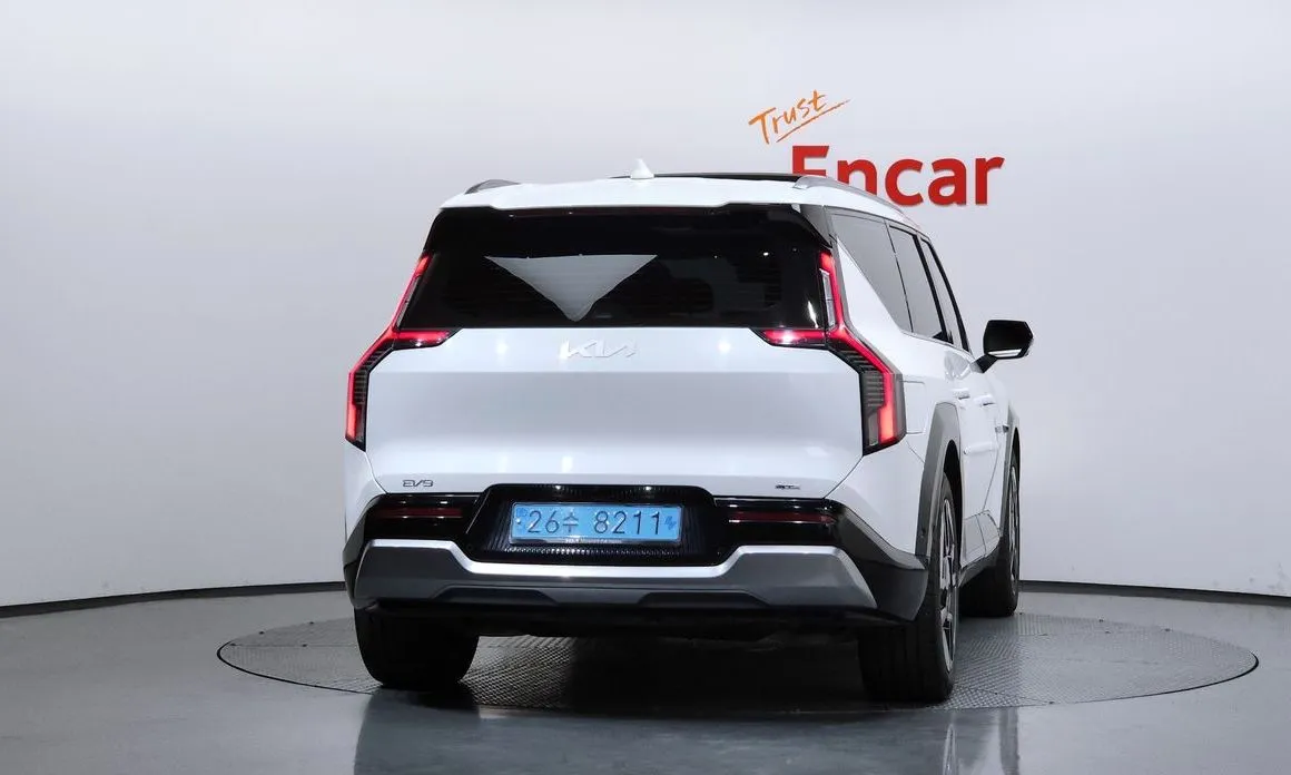 Kia EV9 2024 из KR, фото 3