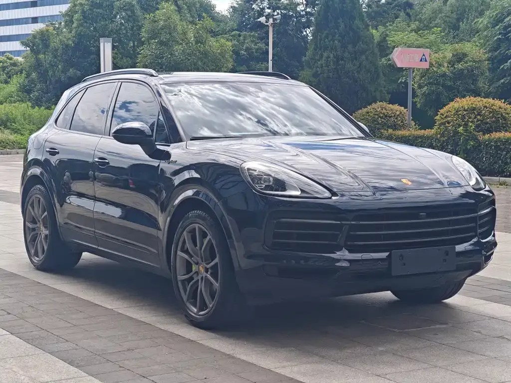 Porsche Cayenne Hybrid — фото 5