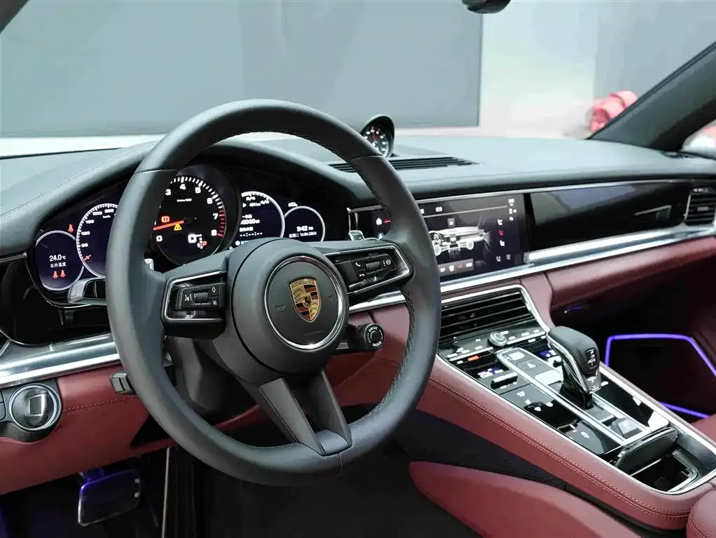 Porsche Panamera — фото 8