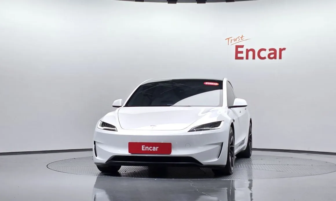 Tesla Model 3 2024 из KR, фото 4