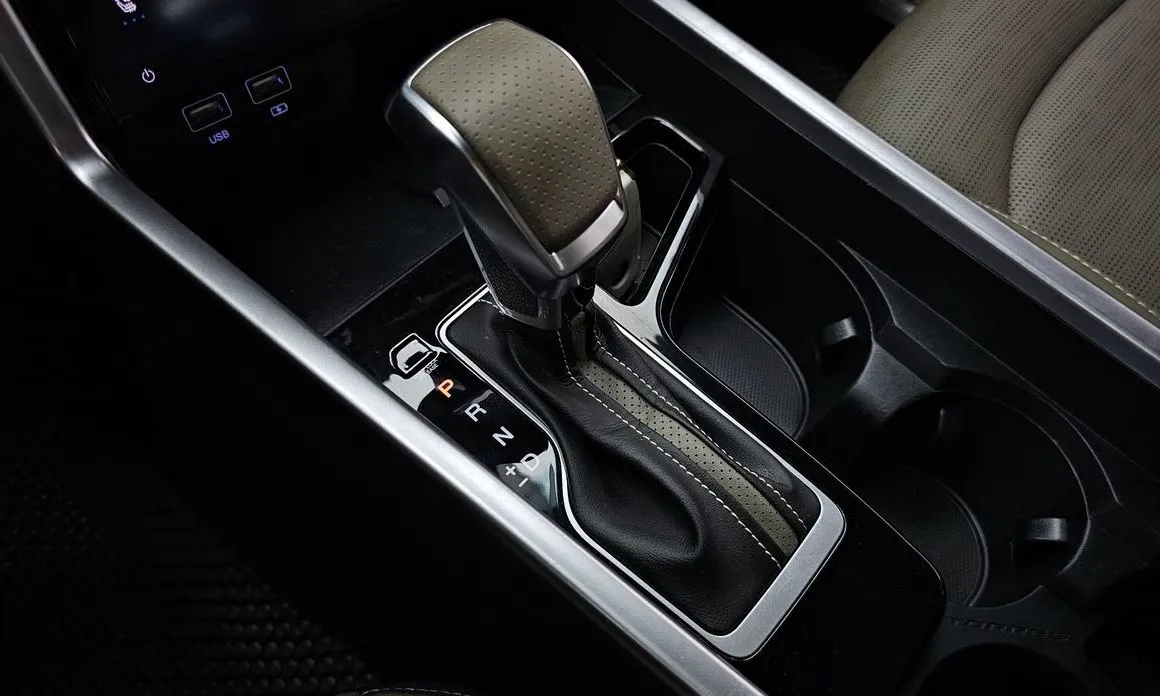 KG Mobility (Ssangyong) Torres 2023 из KR, фото 5