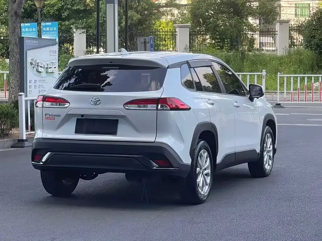 Toyota Frontlander 2024 из CN, фото 2
