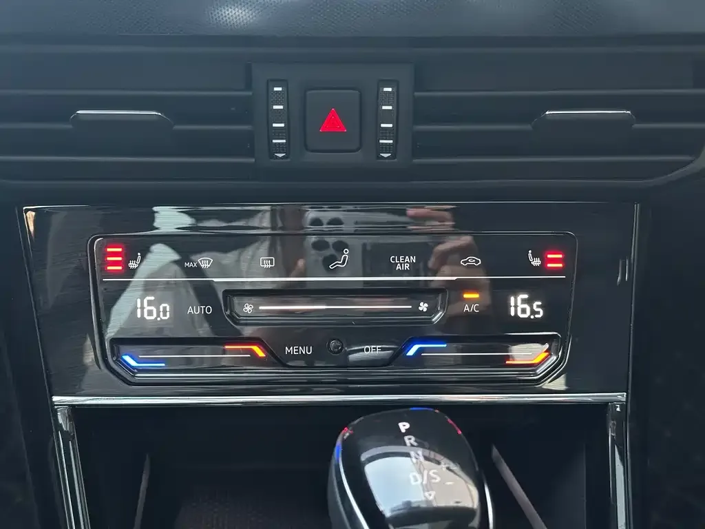 Volkswagen Passat — фото 5