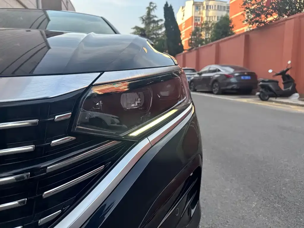 Volkswagen Passat — фото 3