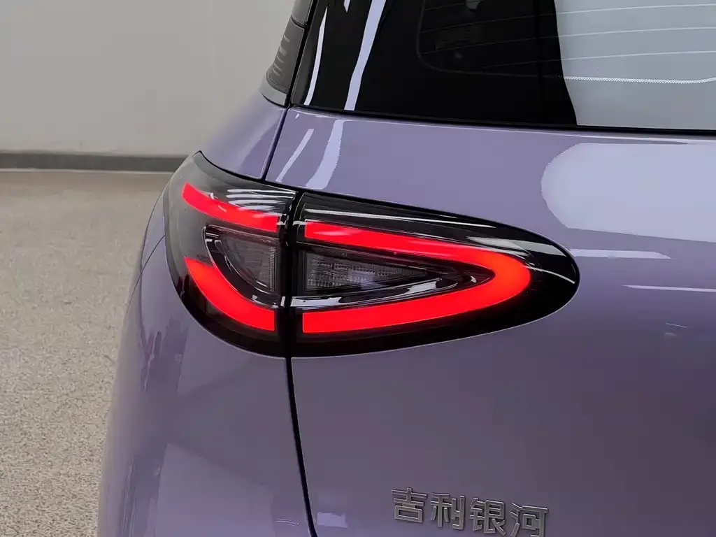 Geely Starburst — фото 8