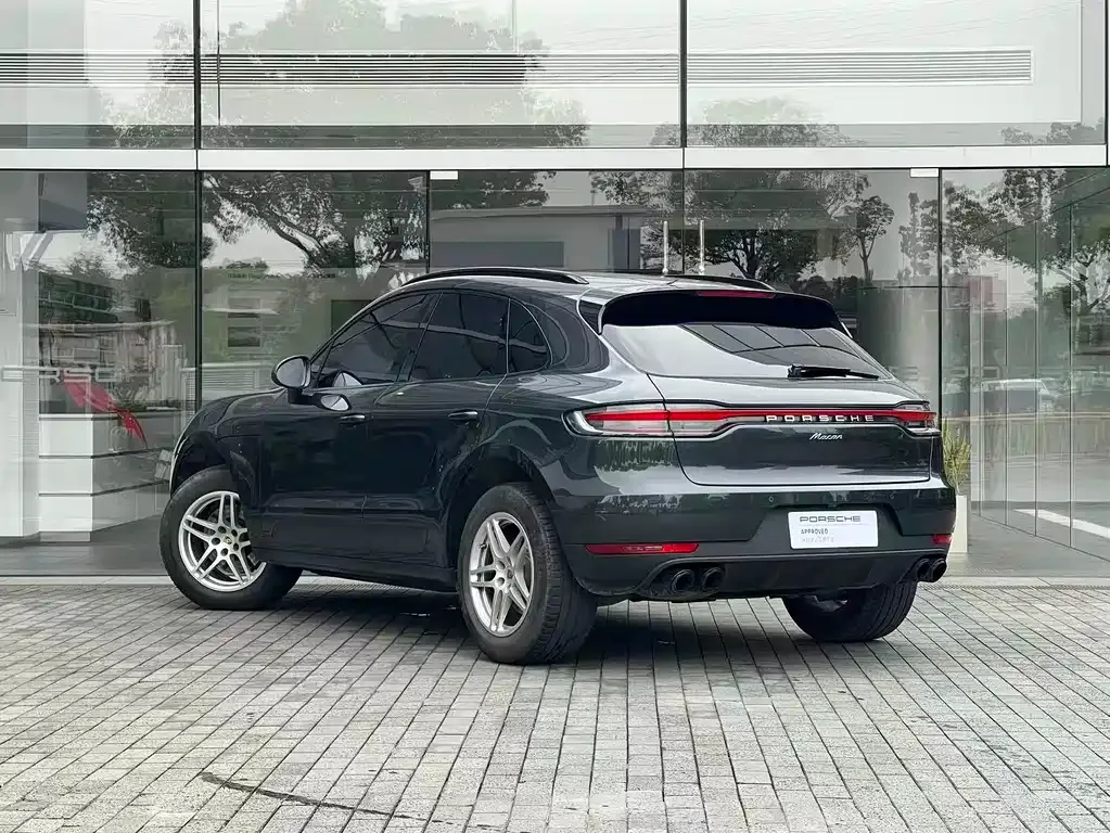 Porsche Macan — фото 10