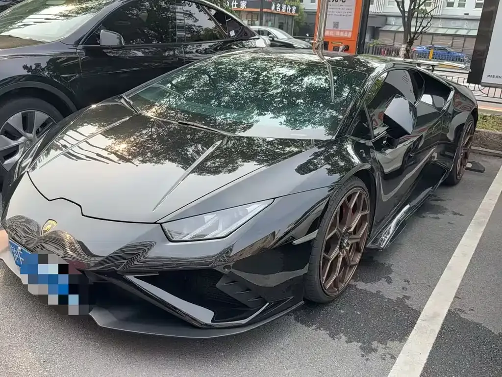 Lamborghini Huracan