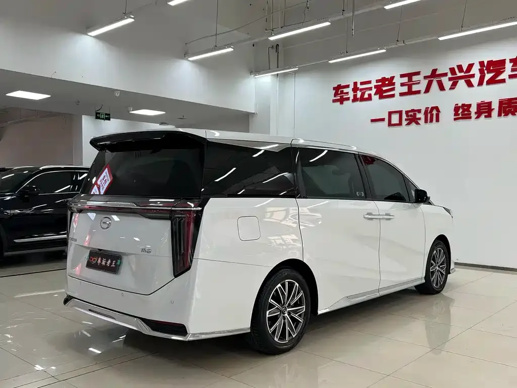 GAC Motor Trumpchi M8 — фото 10