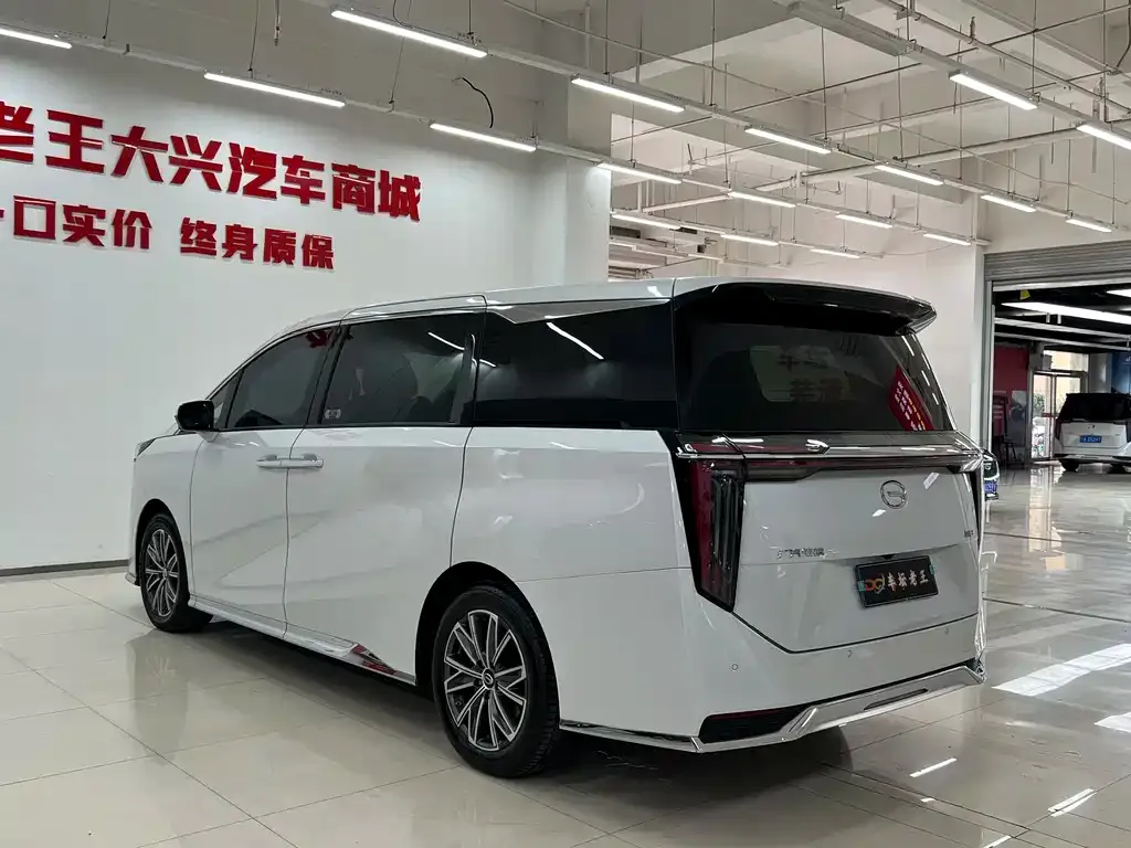 GAC Motor Trumpchi M8 — фото 5