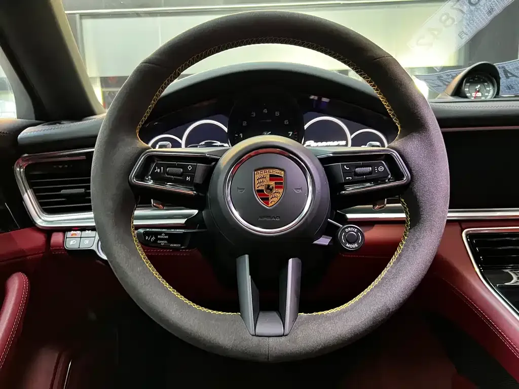 Porsche Panamera — фото 9