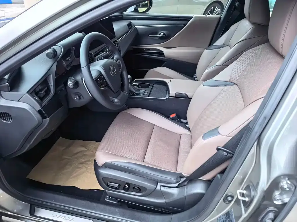 Lexus ES 2024 из CN, фото 4
