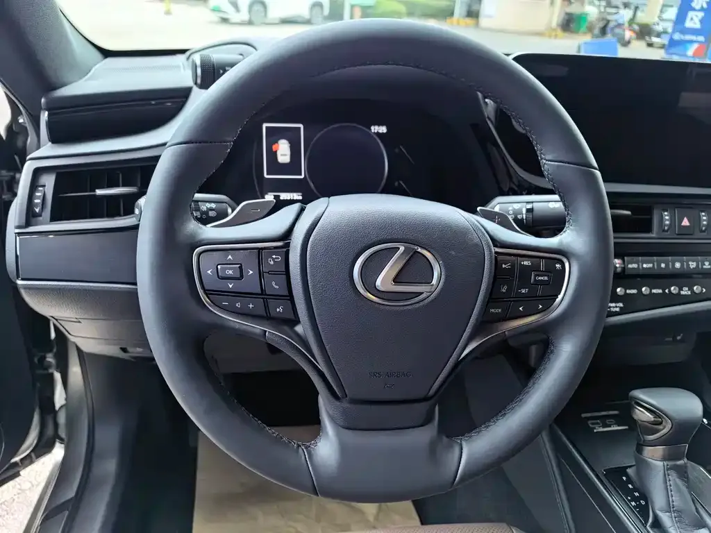 Lexus ES 2024 из CN, фото 5