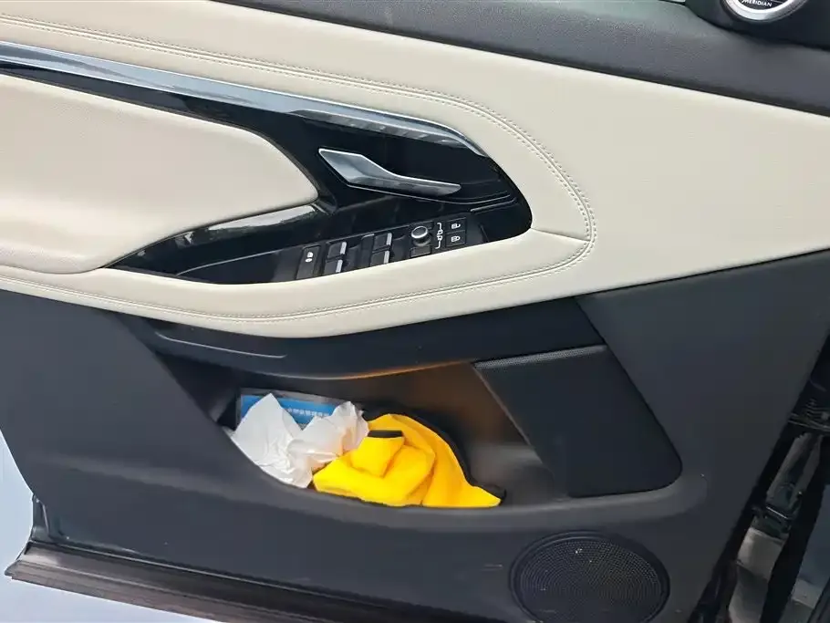 Land Rover Evoque — фото 2