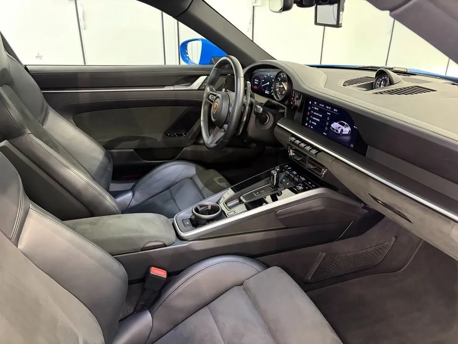 Porsche 911 2022 из KR, фото 9