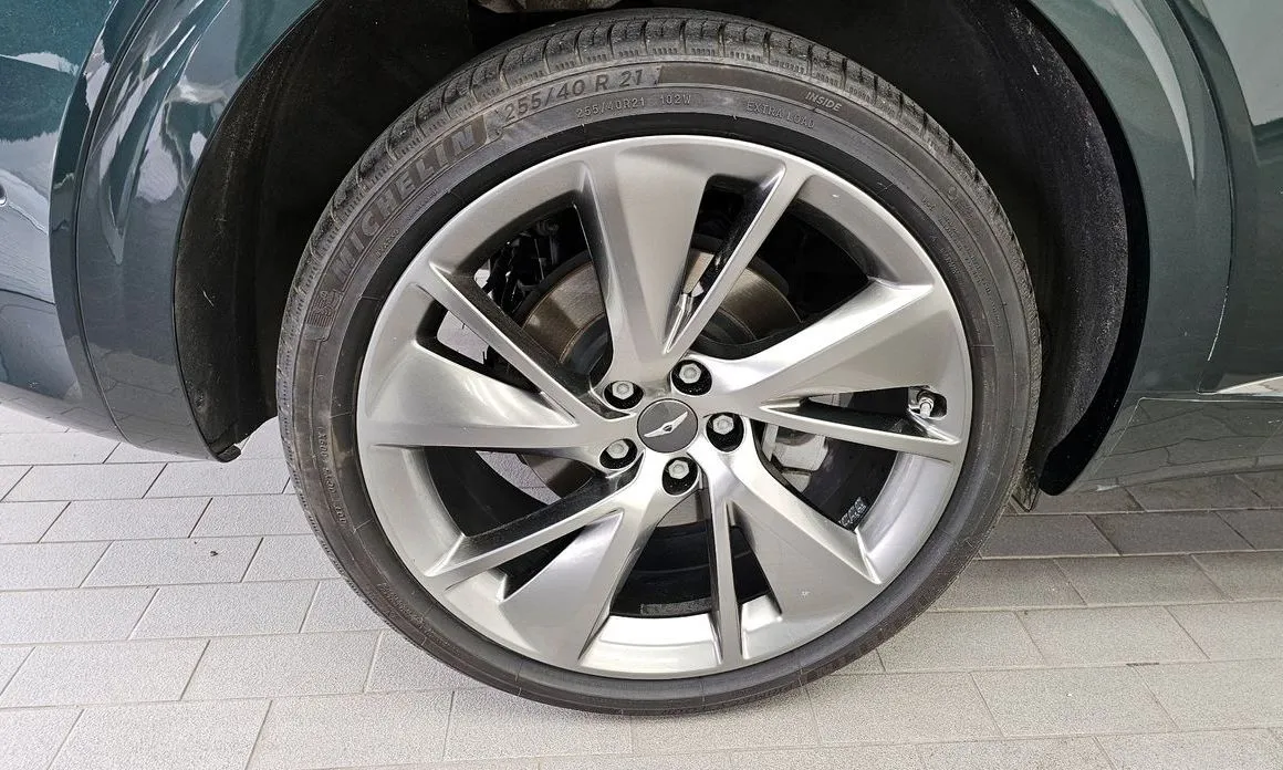 Genesis GV70 — фото 3