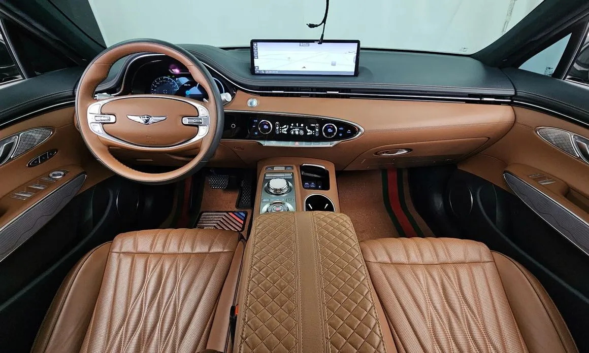 Genesis GV70 — фото 10