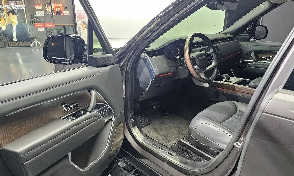 Land Rover Range Rover 2024 из KR, фото 9