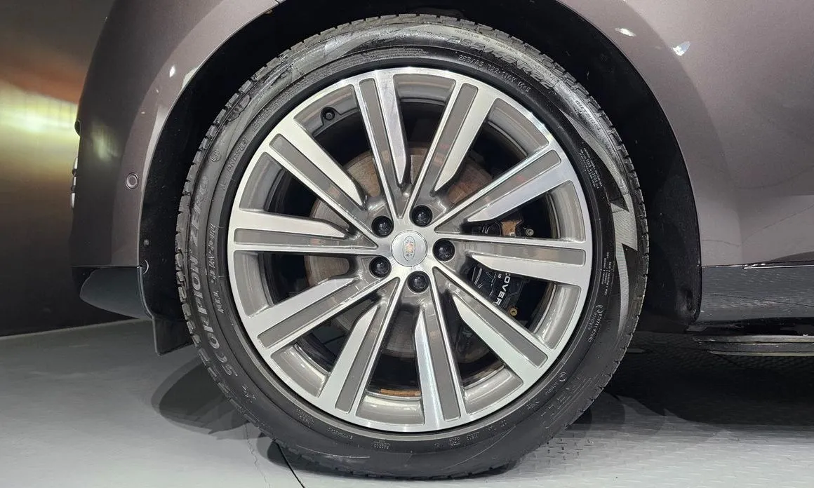 Land Rover Range Rover 2024 из KR, фото 8