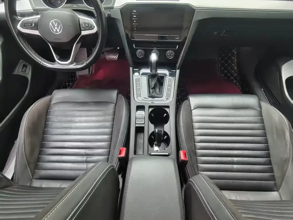 Volkswagen Magotan 2022 из CN, фото 4