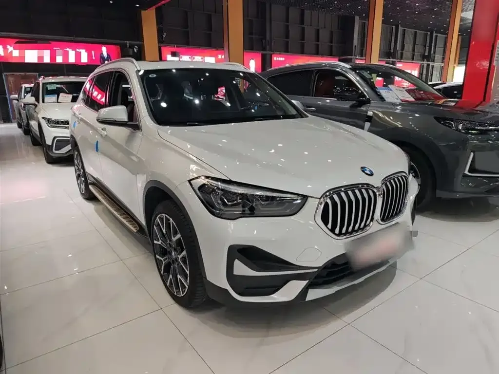 BMW X1 — фото 10
