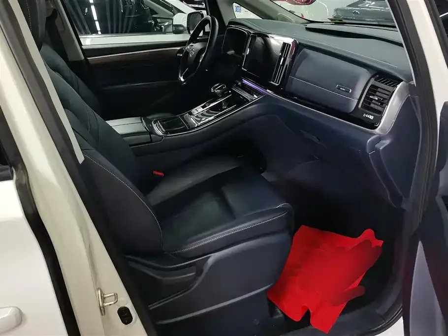 GAC Motor Trumpchi M8 — фото 10