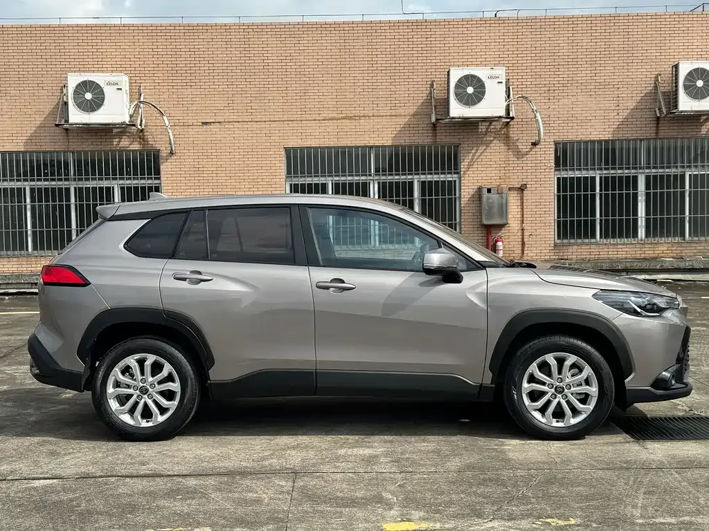 Toyota Frontlander 2024 из CN, фото 7