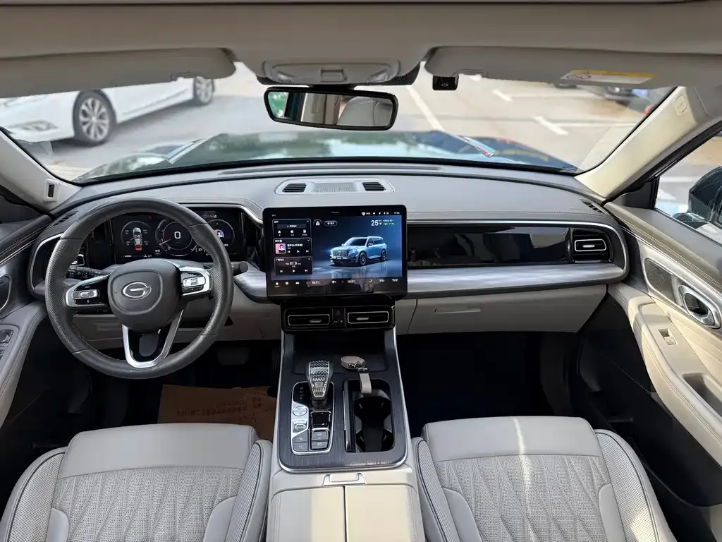 GAC Motor Trumpchi GS8 — фото 2