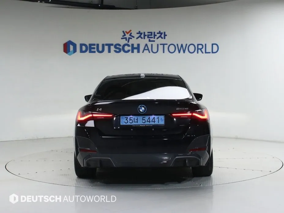 BMW i4 2024 из KR, фото 2