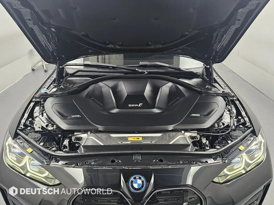BMW i4 2024 из KR, фото 5